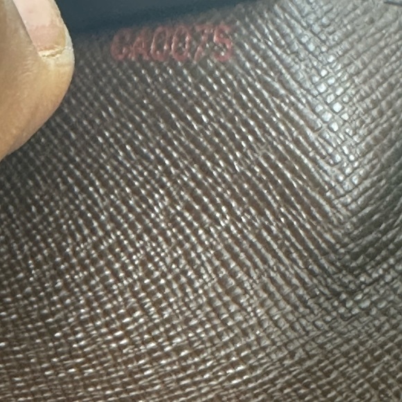 Louis Vuitton Wallet - Picture 8 of 11